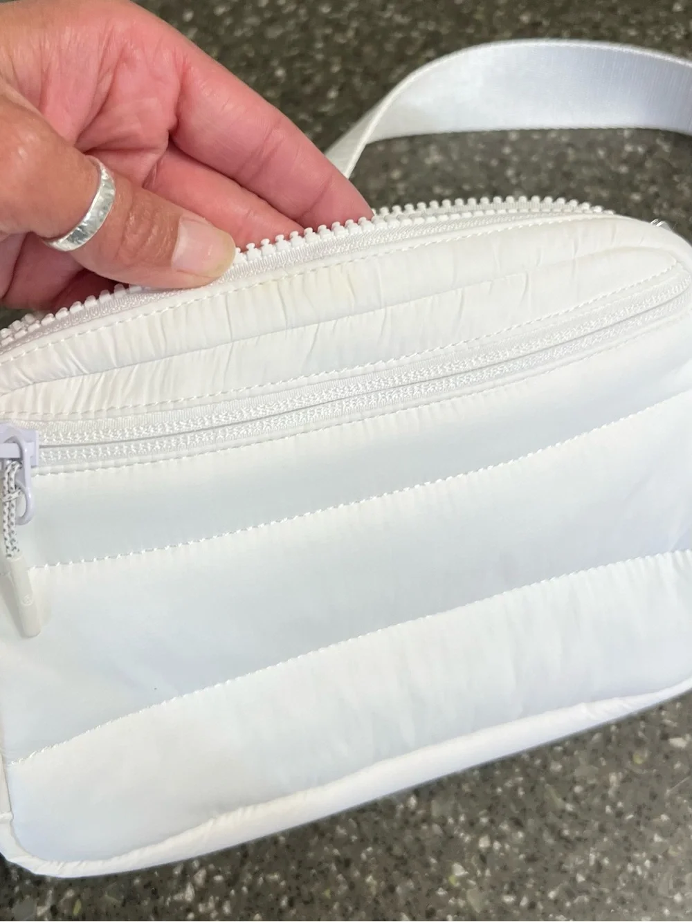 Lululemon Everywhere Wunder Puff Belt Bag Activewear Casual Gym Travel 1L
